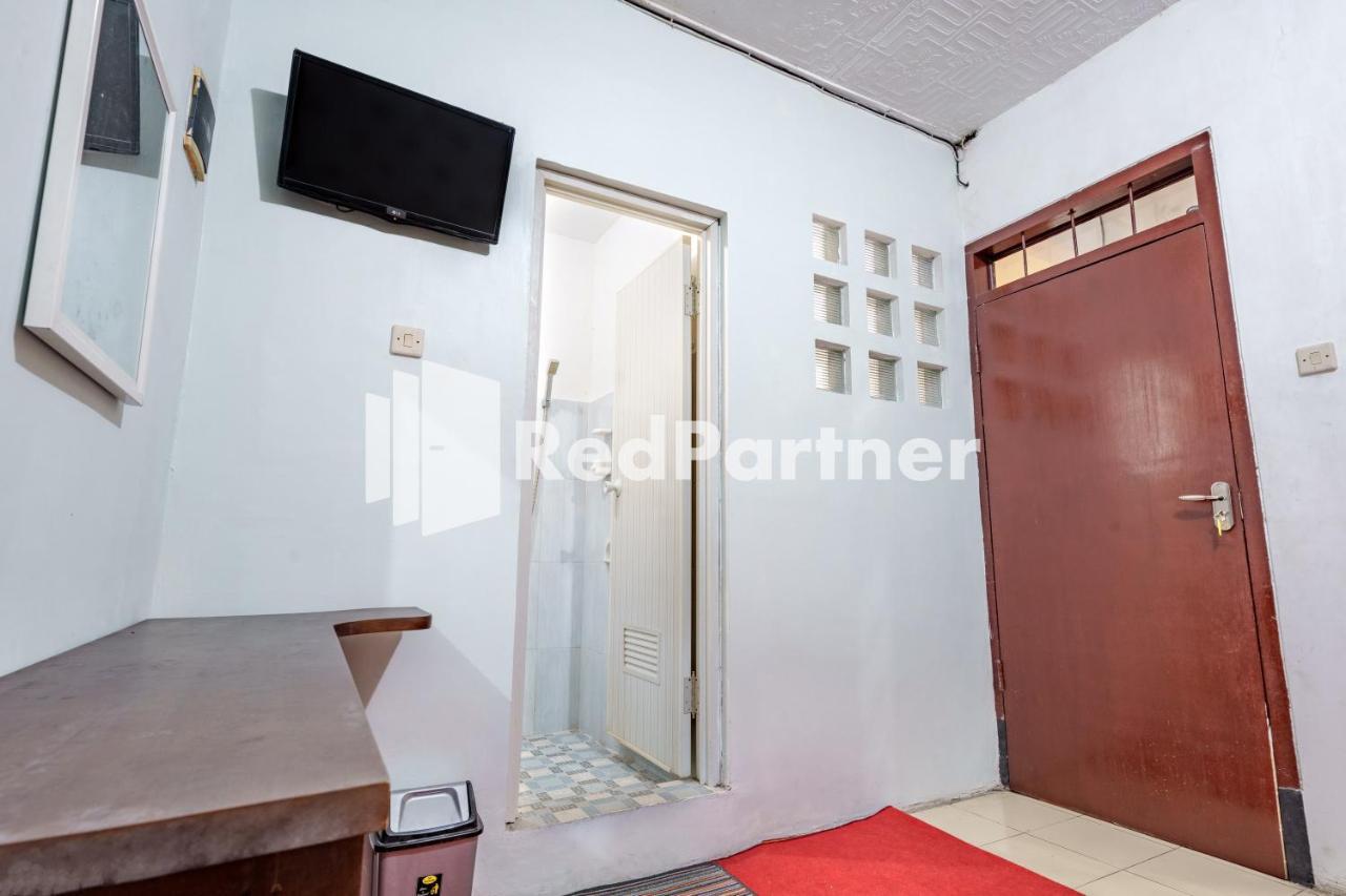 Nafisa Homestay Syariah Near Jatim Park 3 Batu Mitra Reddoorz Маланг Экстерьер фото
