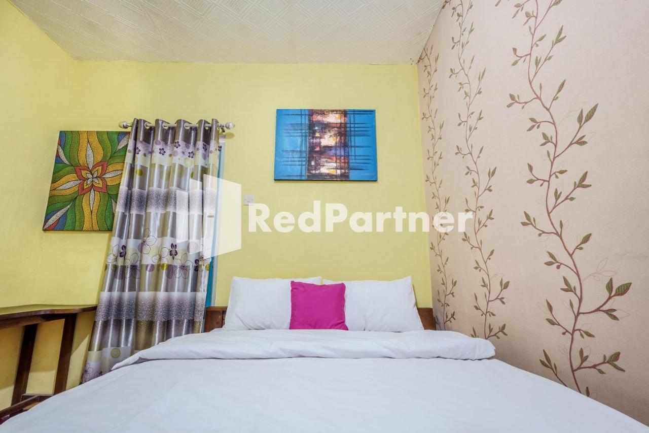 Nafisa Homestay Syariah Near Jatim Park 3 Batu Mitra Reddoorz Маланг Экстерьер фото